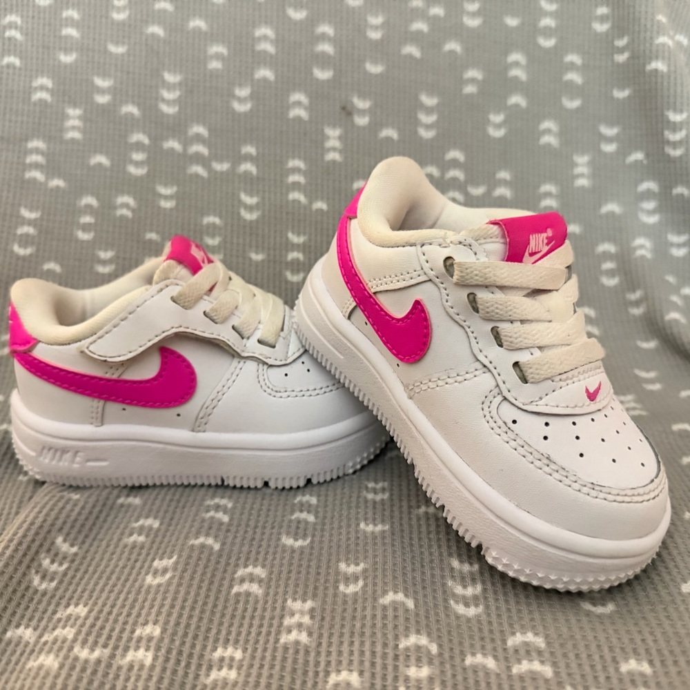 Nike Force 1 Low TD White Pink Foam Size 4C